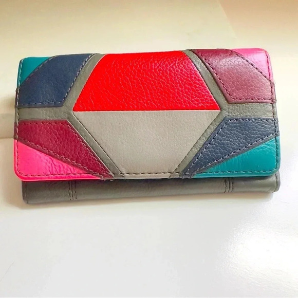 Fossil RFID Molly Multi Color Leather Tri Fold Wallet - Picture 1 of 10